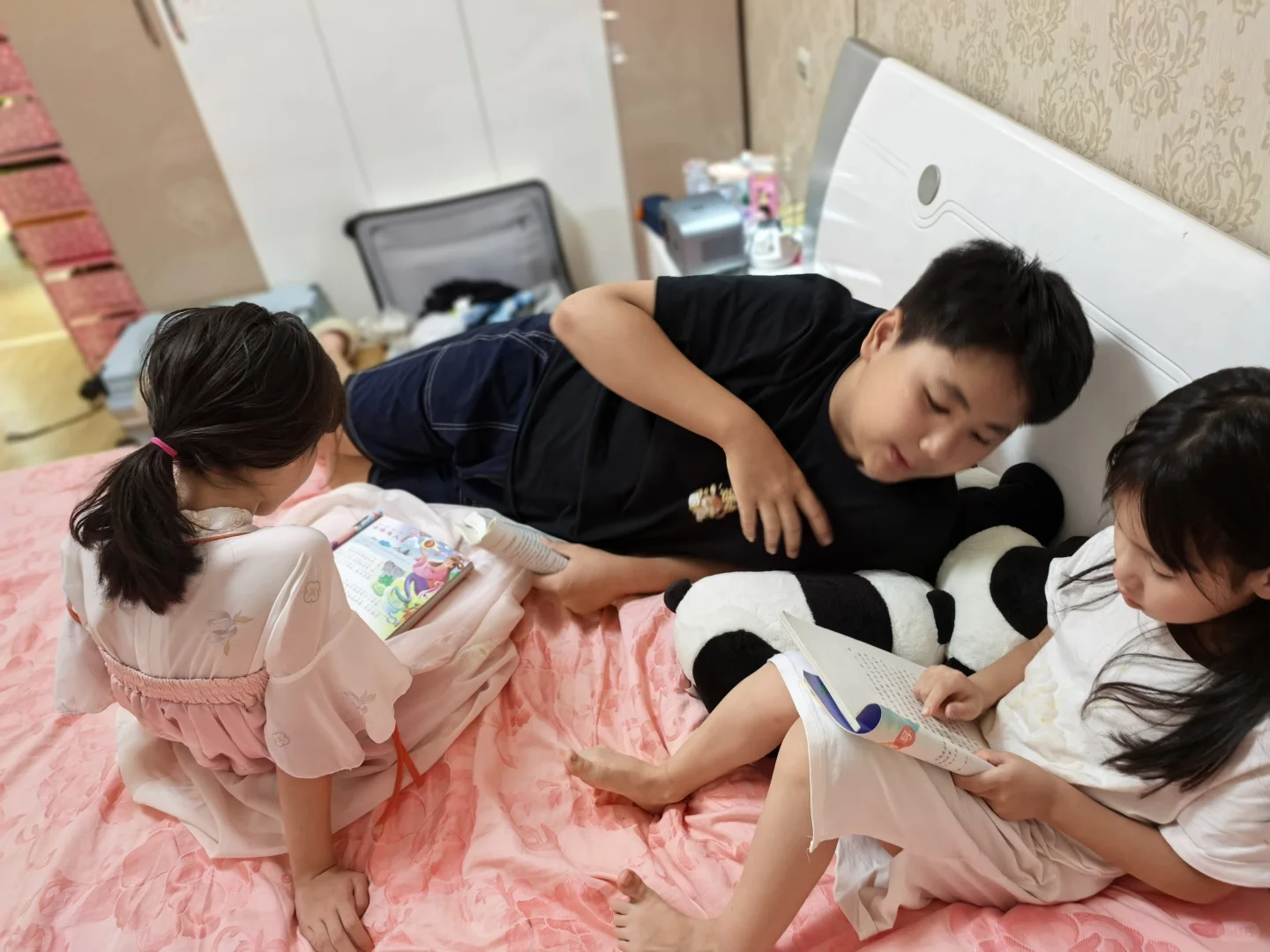 饭后美好阅读时光🌟