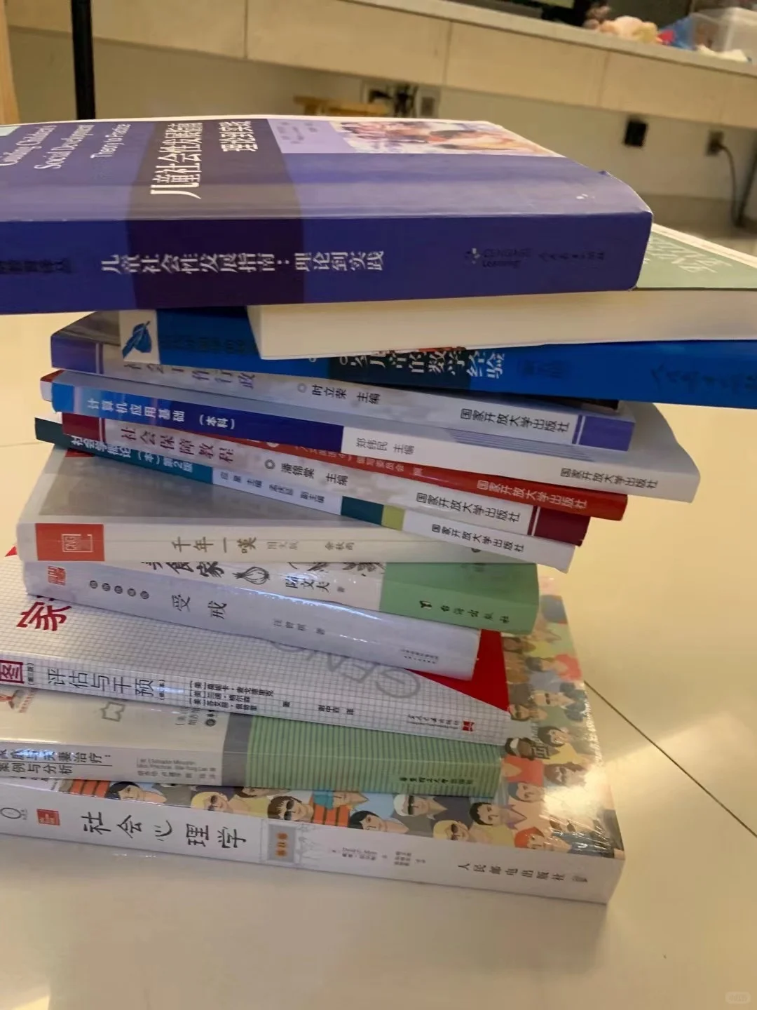 实现了看书的自由，越看越爱自己～