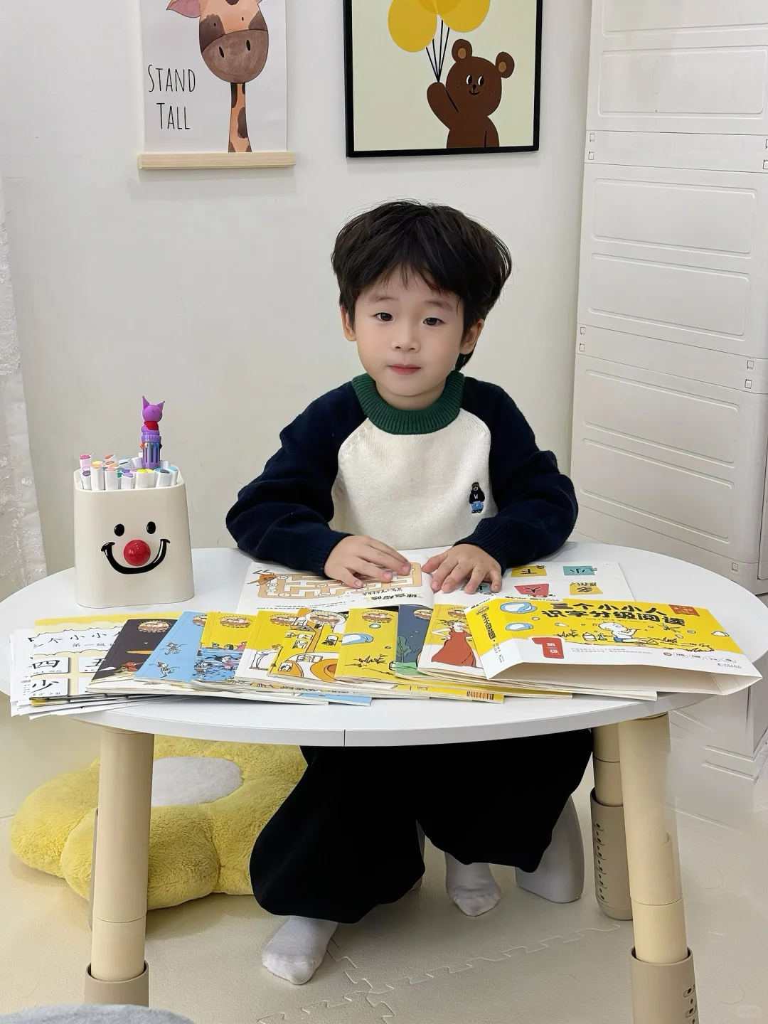 日常记录｜捕获一只认真看📖的小可爱