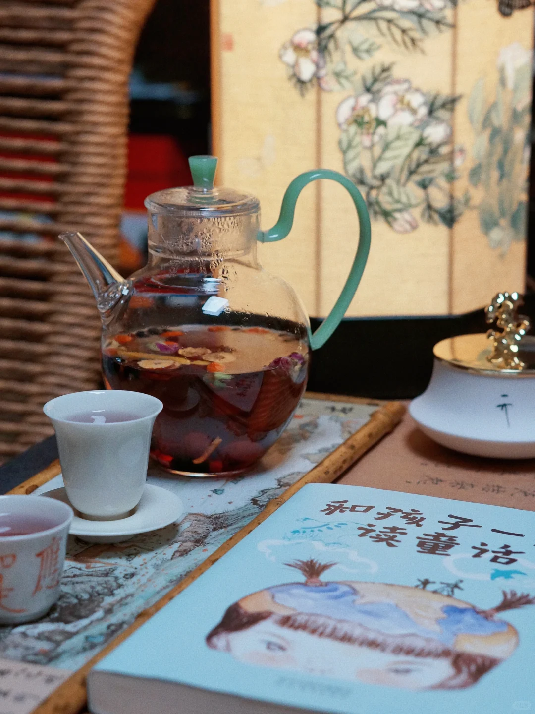 读书，喝茶，宅书房，在童话里感受爱与被爱