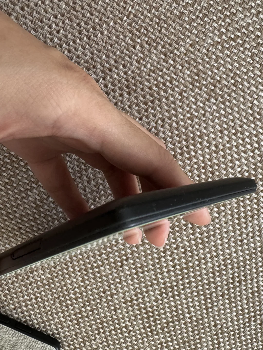 出口袋阅一代，机身几乎完美，屏幕有些发黄