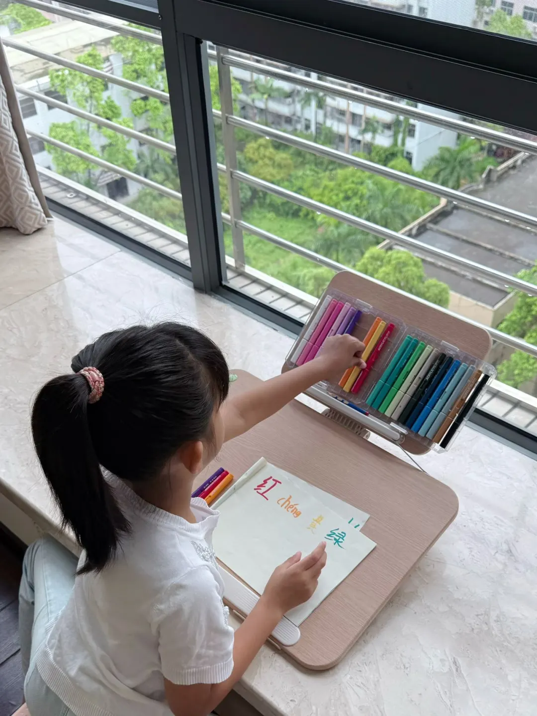 飘窗改造｜这学绘架让1㎡空间变身多功能区