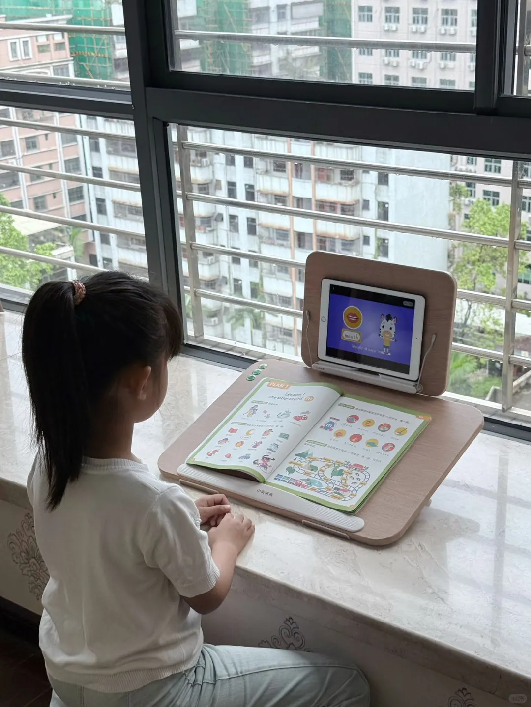 飘窗改造｜这学绘架让1㎡空间变身多功能区