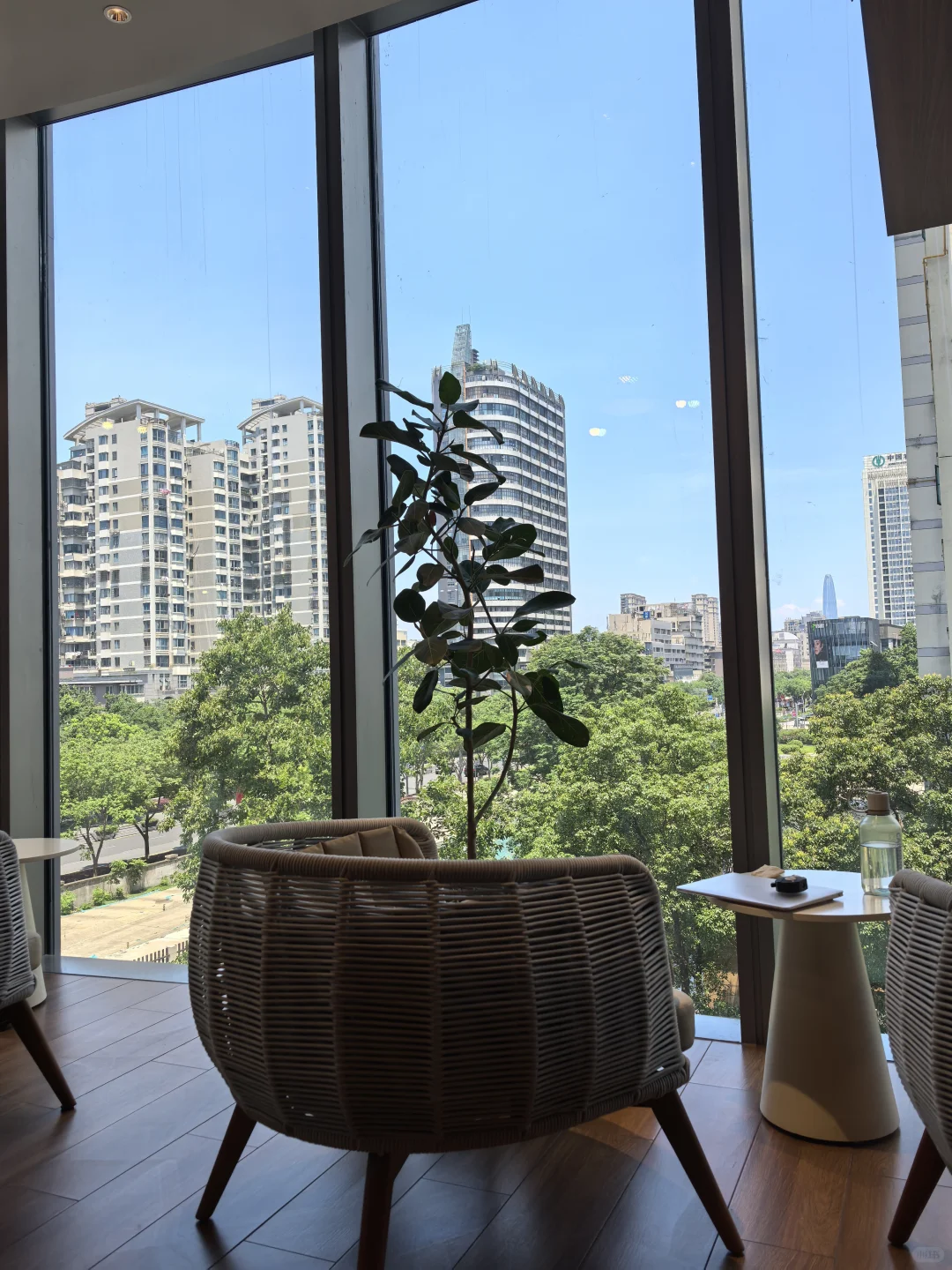 书店，永远是治愈你的地方🌈