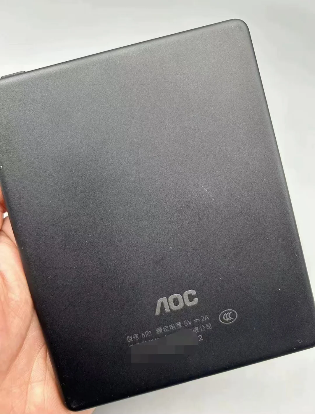显示器大厂出的“电纸书”，5.7寸屏卖279块