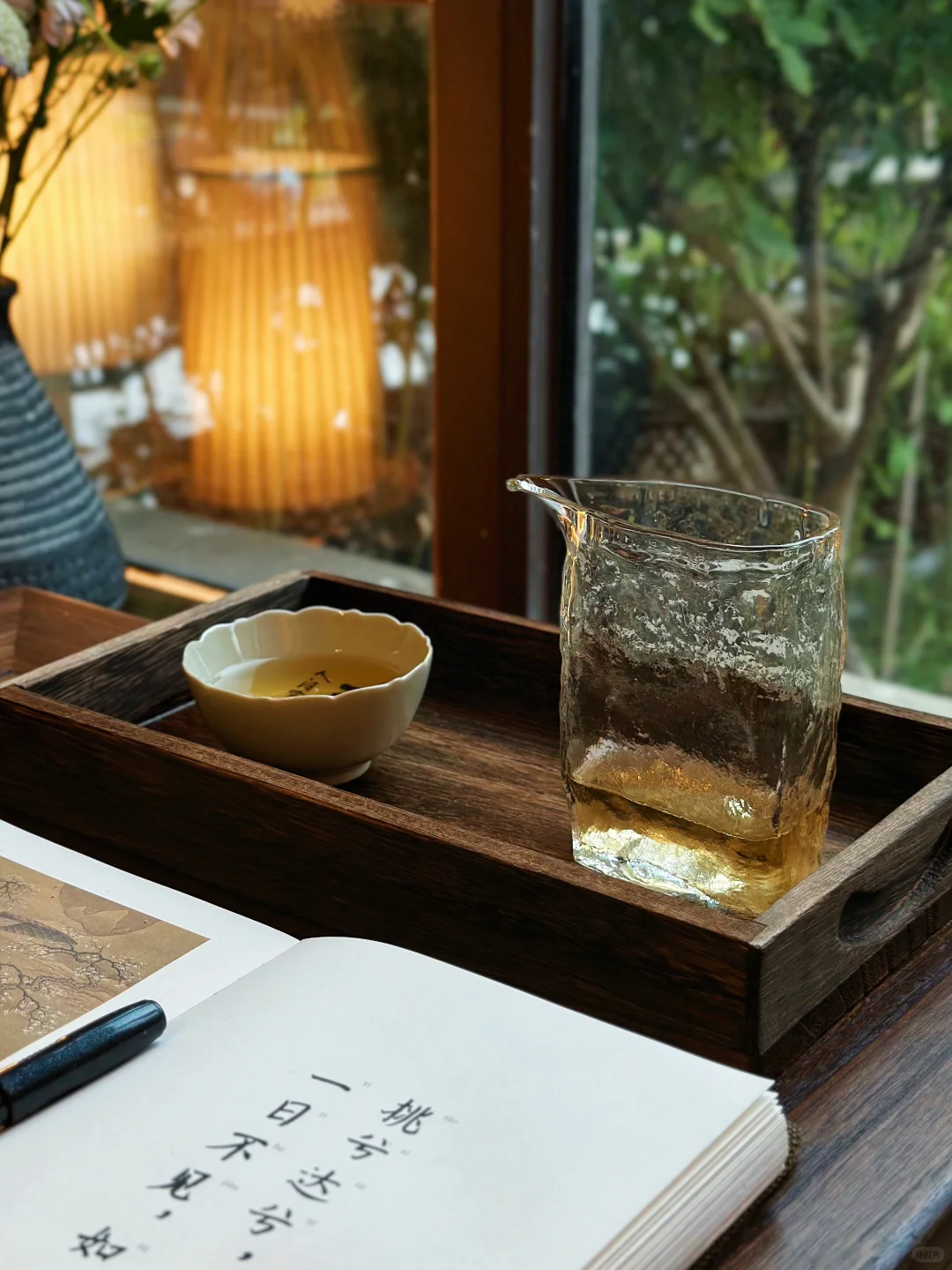 独处，喝茶，读书｜心静是一个人的繁华。