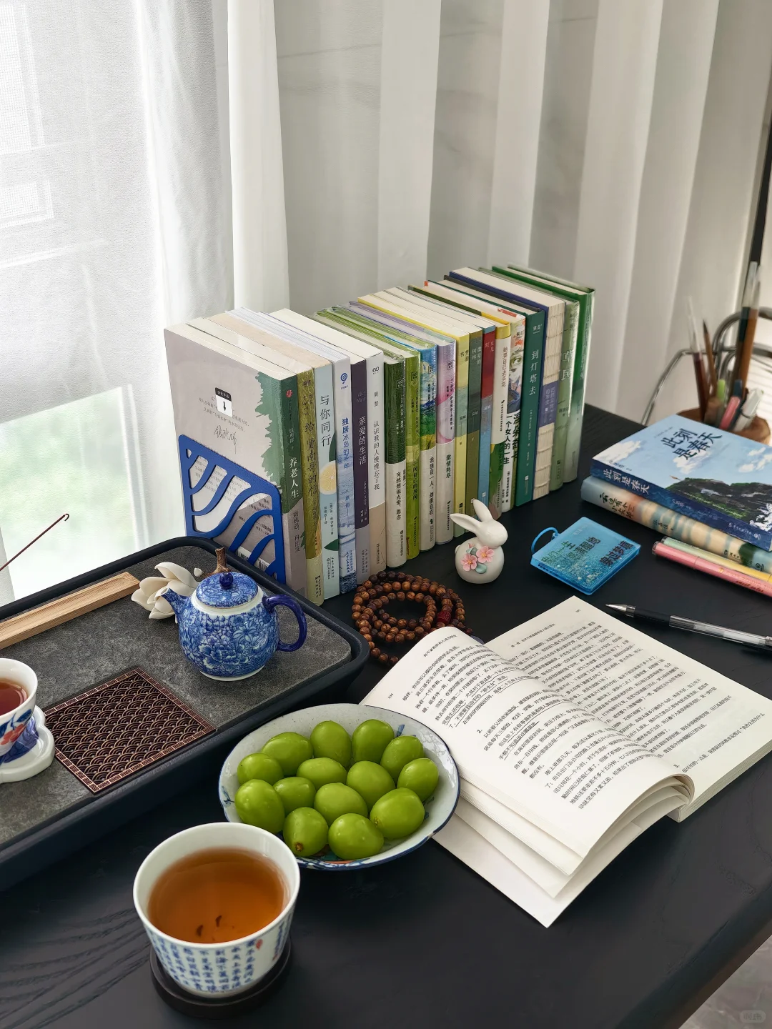 独处、读书、喝茶｜我不再用力走向任何人