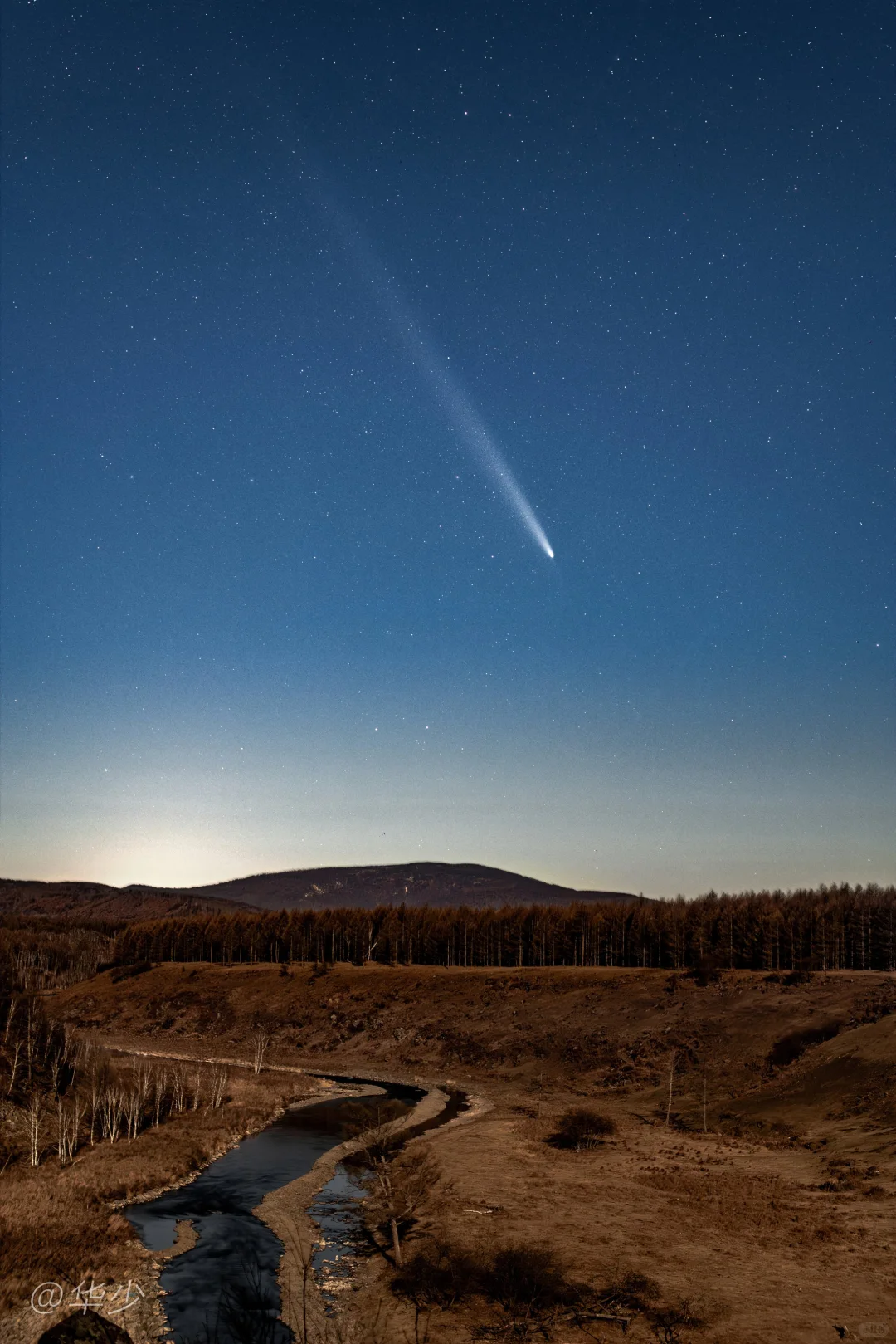 我只想偷偷看星星，却不想留下任何痕迹