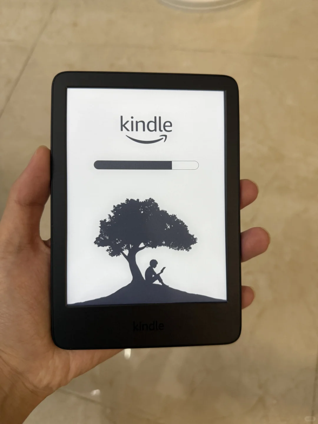 表演一个Kindle拆箱