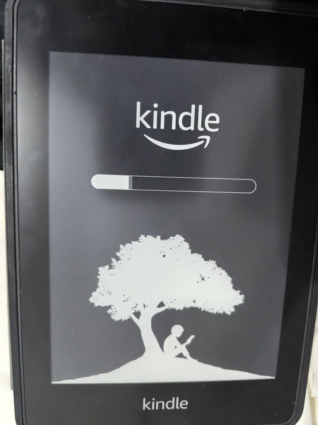 很久没有用过的kindle，这样充电开机