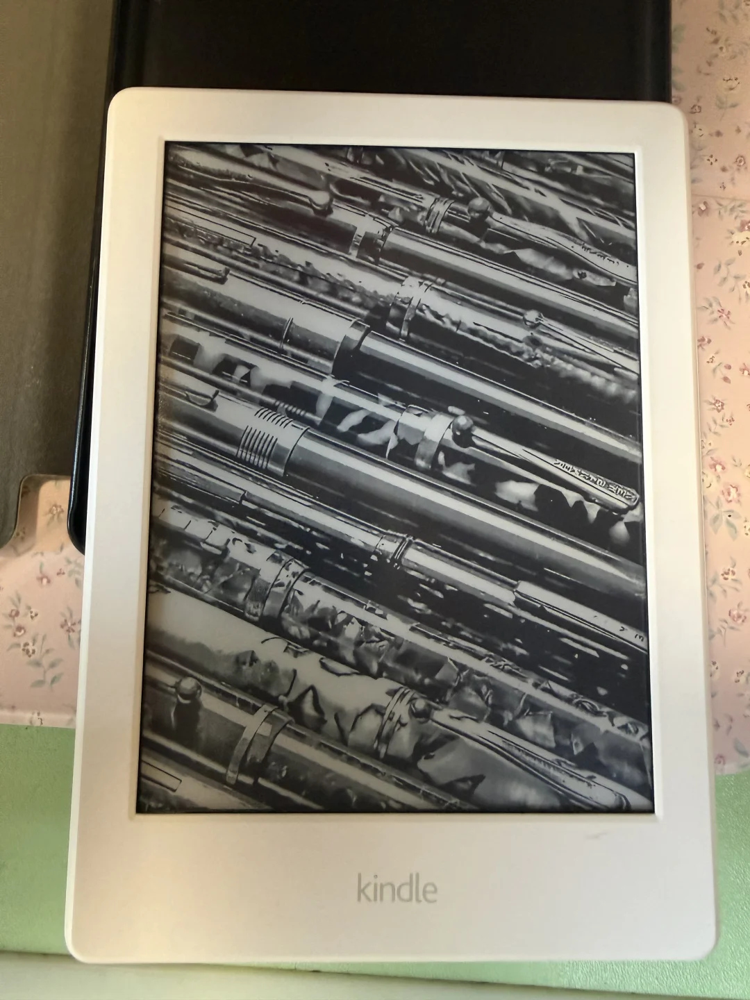小女子欲出此Kindle k8，可有人中意？