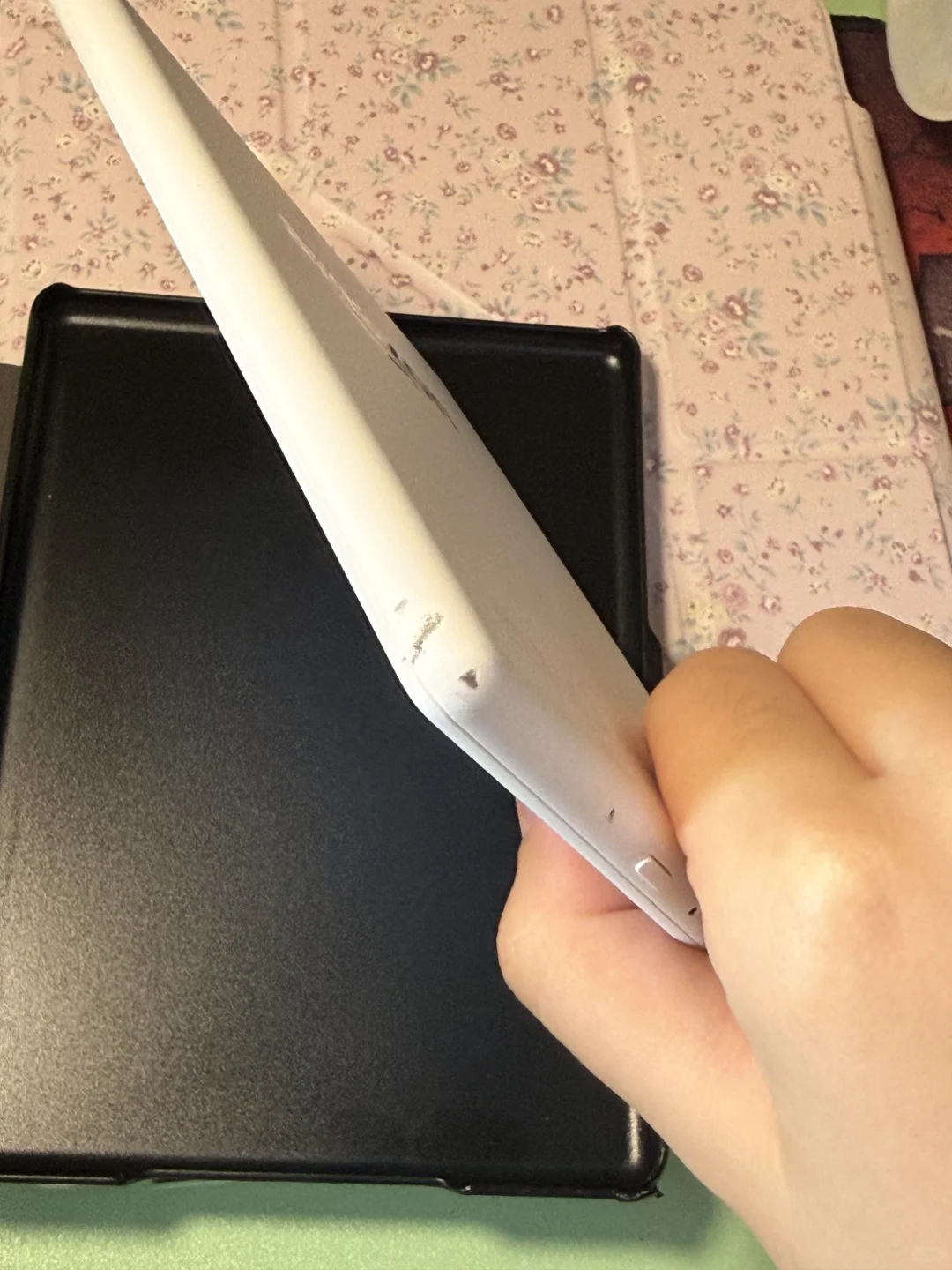 小女子欲出此Kindle k8，可有人中意？