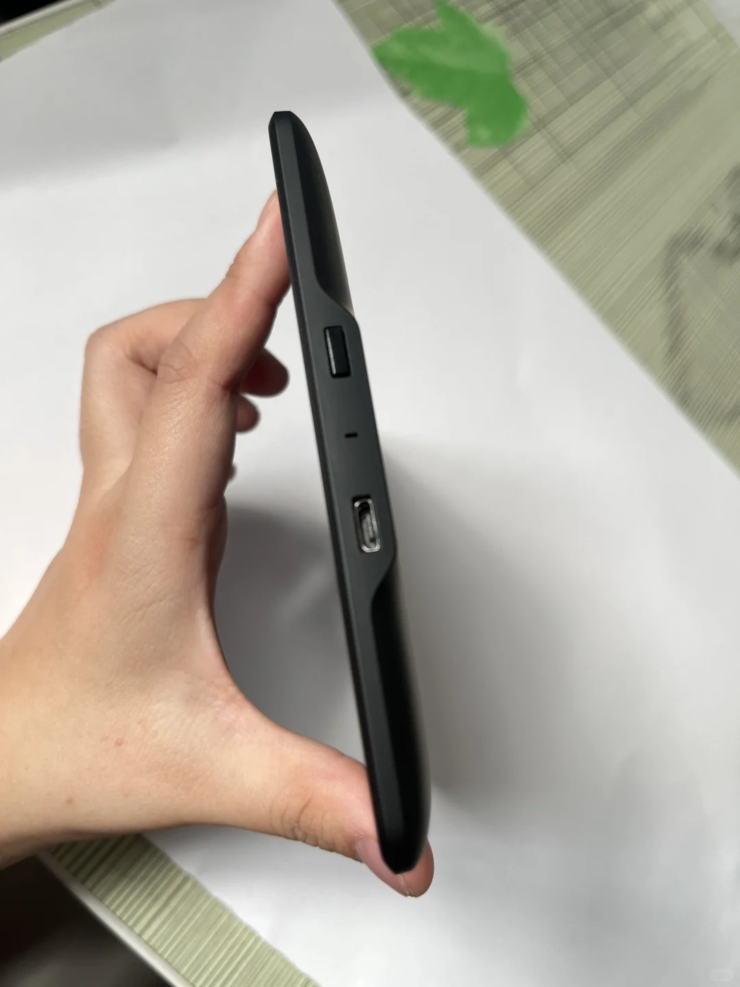 kindle kpw3 亚马逊电纸书，300出