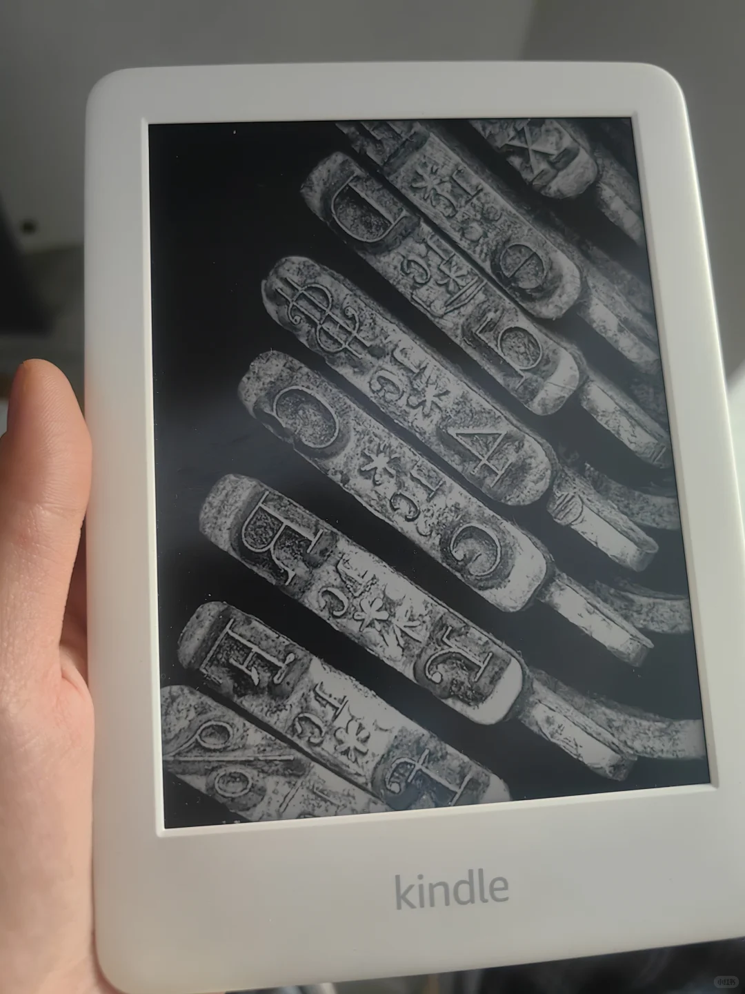 （已出）出一个8G的白色Kindle10