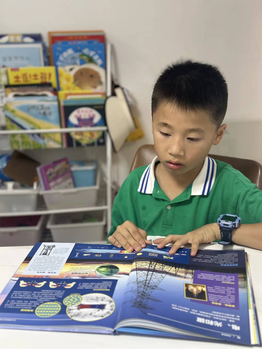 小学生必读科普绘本｜《奇趣物理》