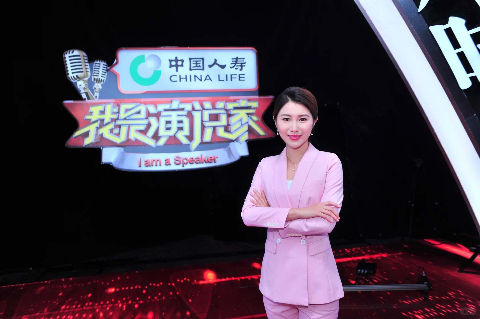 感谢鲁豫姐为我的新书作推荐语，泪目！