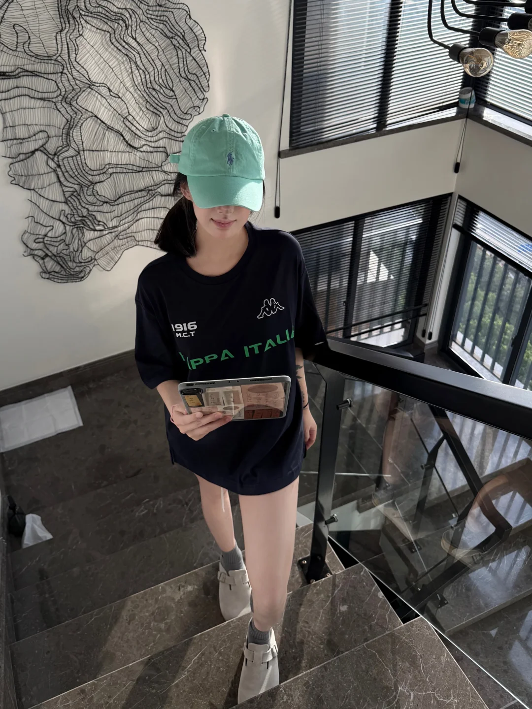 人一旦沾上网文就完了。。