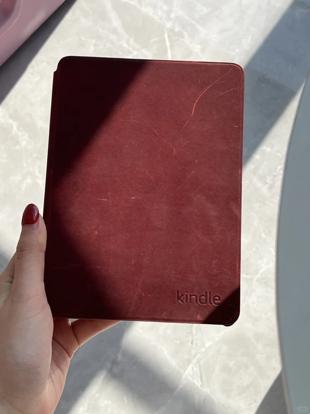 kpw6 | 长期主义者的kindle只用这两种配件