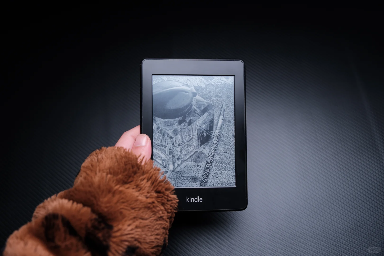 12年依旧坚挺！Kindle KPW1：我的阅读伙伴