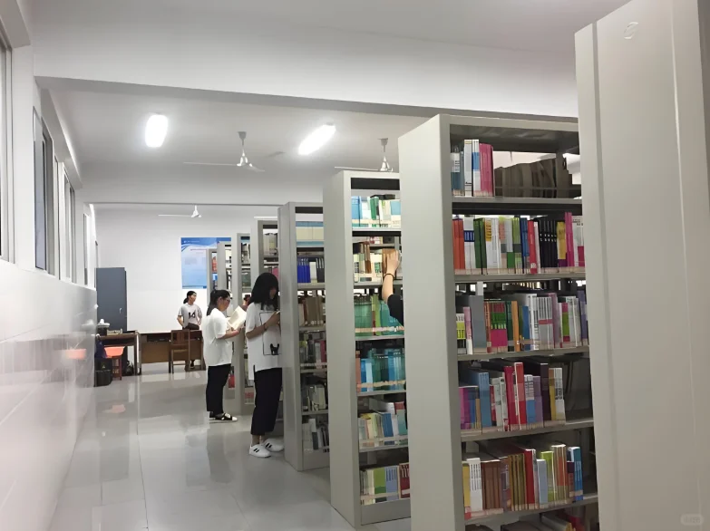 通勤1小时，我靠这本书“瞬移”到另一个世界