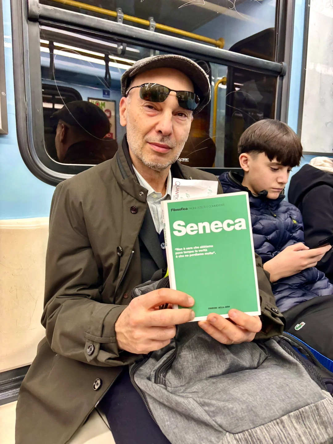 🇮🇹 意大利人通勤读物图鉴 004