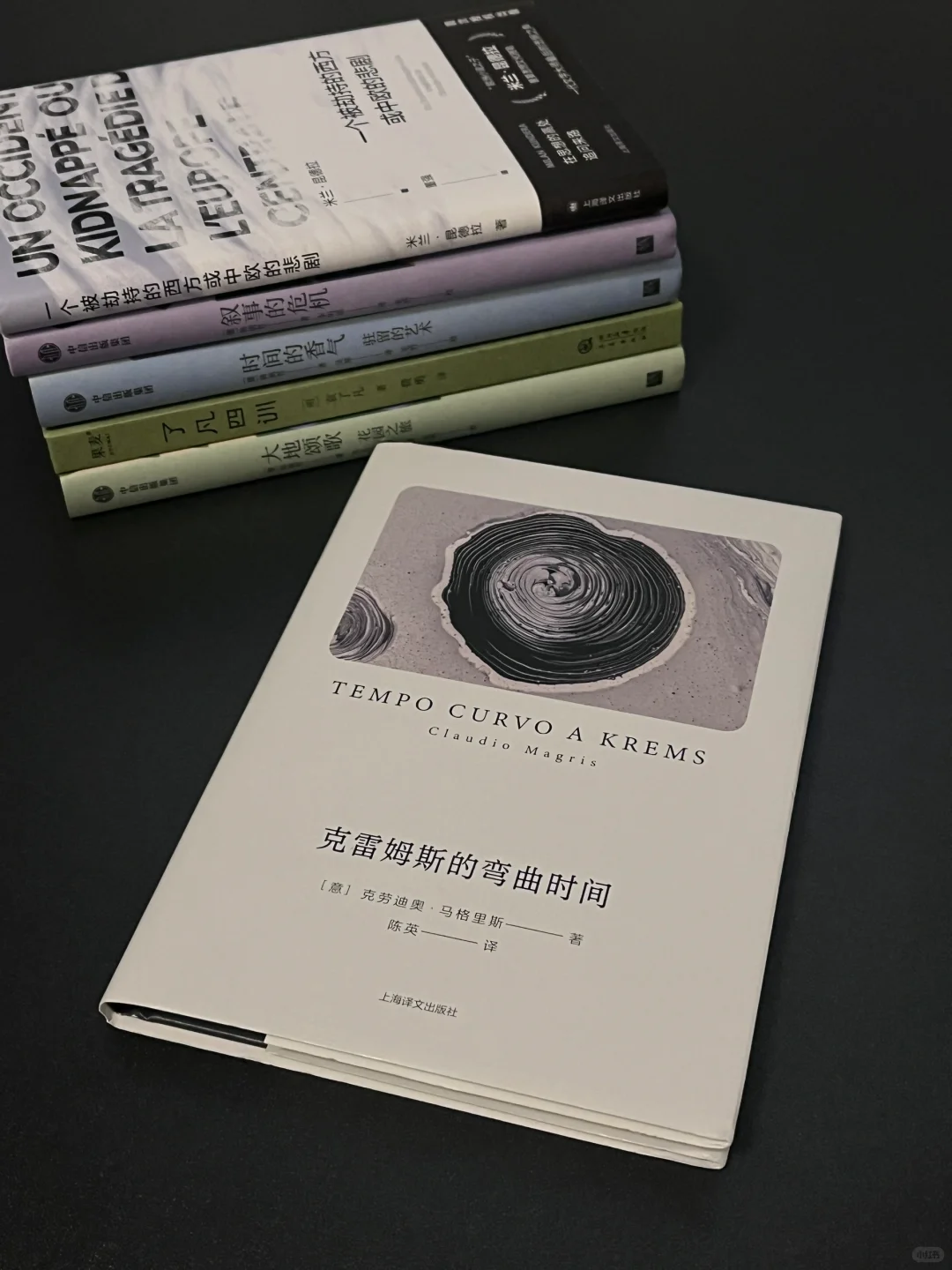 最近的一些巴掌小书！通勤或出游时便于携带！