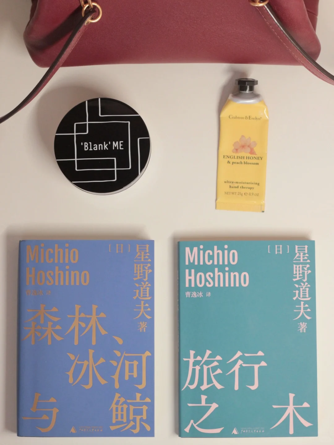 通勤书单📕巴掌大，方便携带的美丽小书