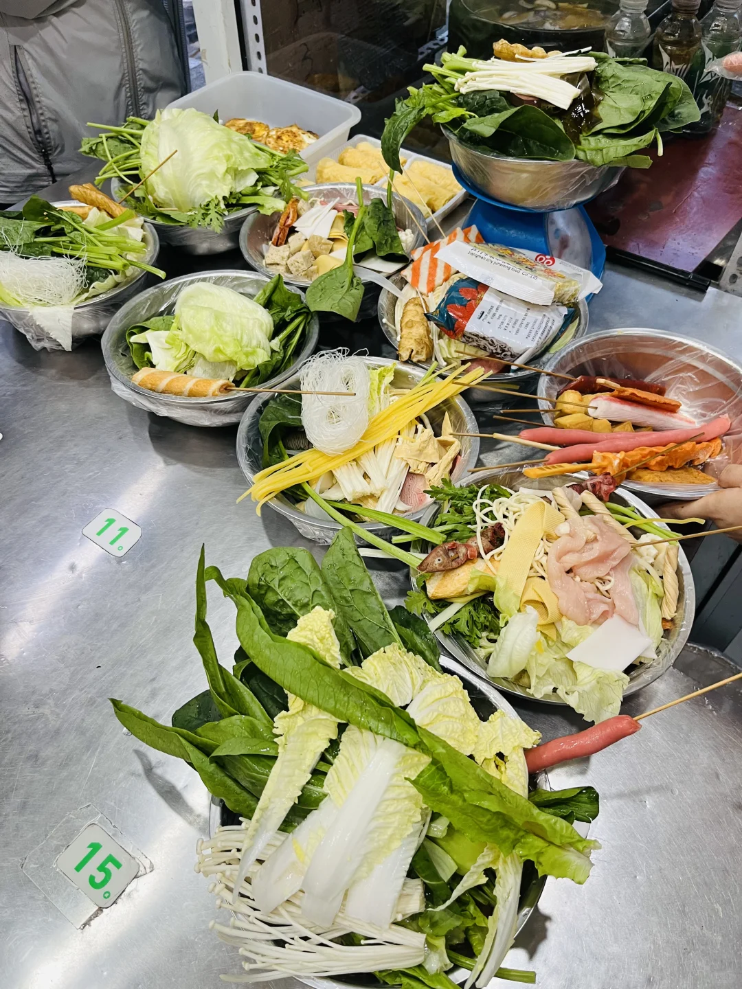 网文作者开新书，想得头都疼了！