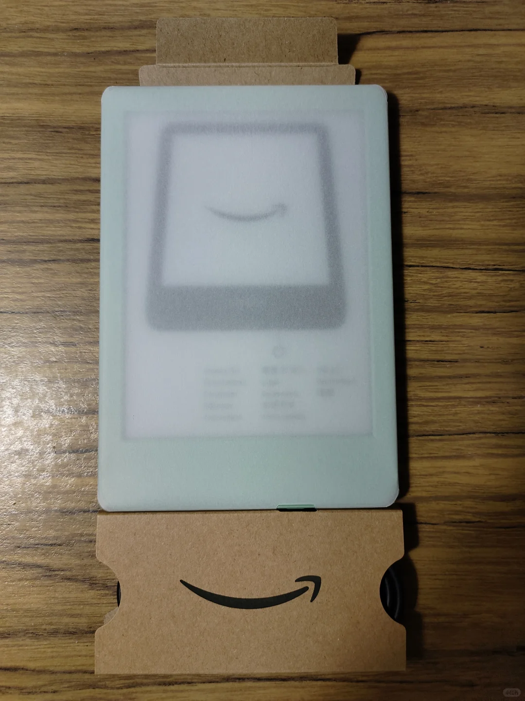 🇨🇦新买的Kindle小绿，果然很冷