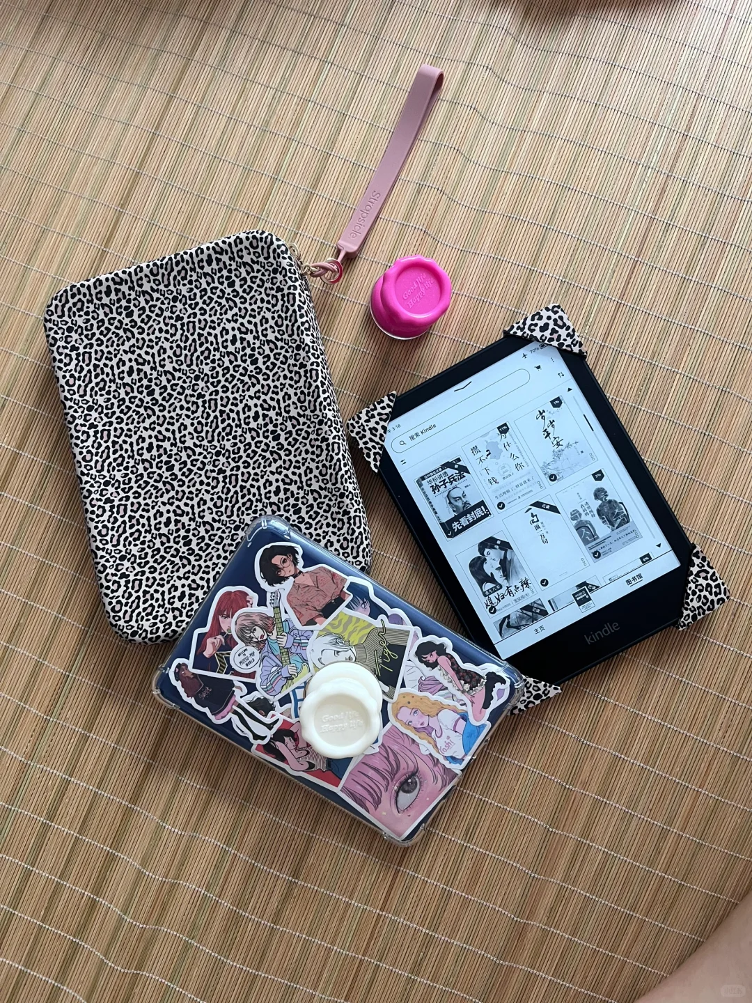 Kindle 手持带性感豹纹