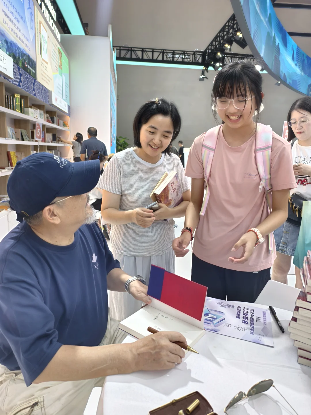 漓江文学奖获奖作品《阳鸟》值得一读再读！