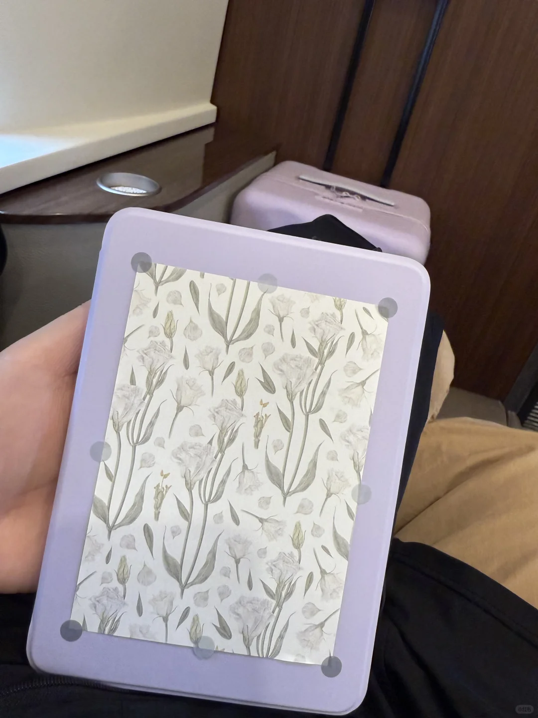 我不允许还有人不知道这个分体Kindle壳
