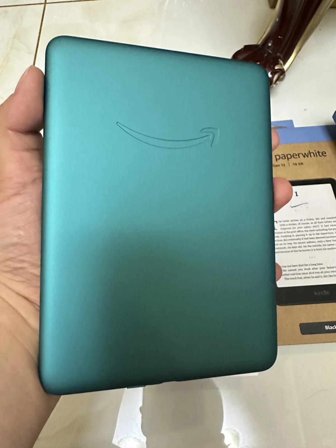 拆开一台 kindle+paperwhite6 金属绿