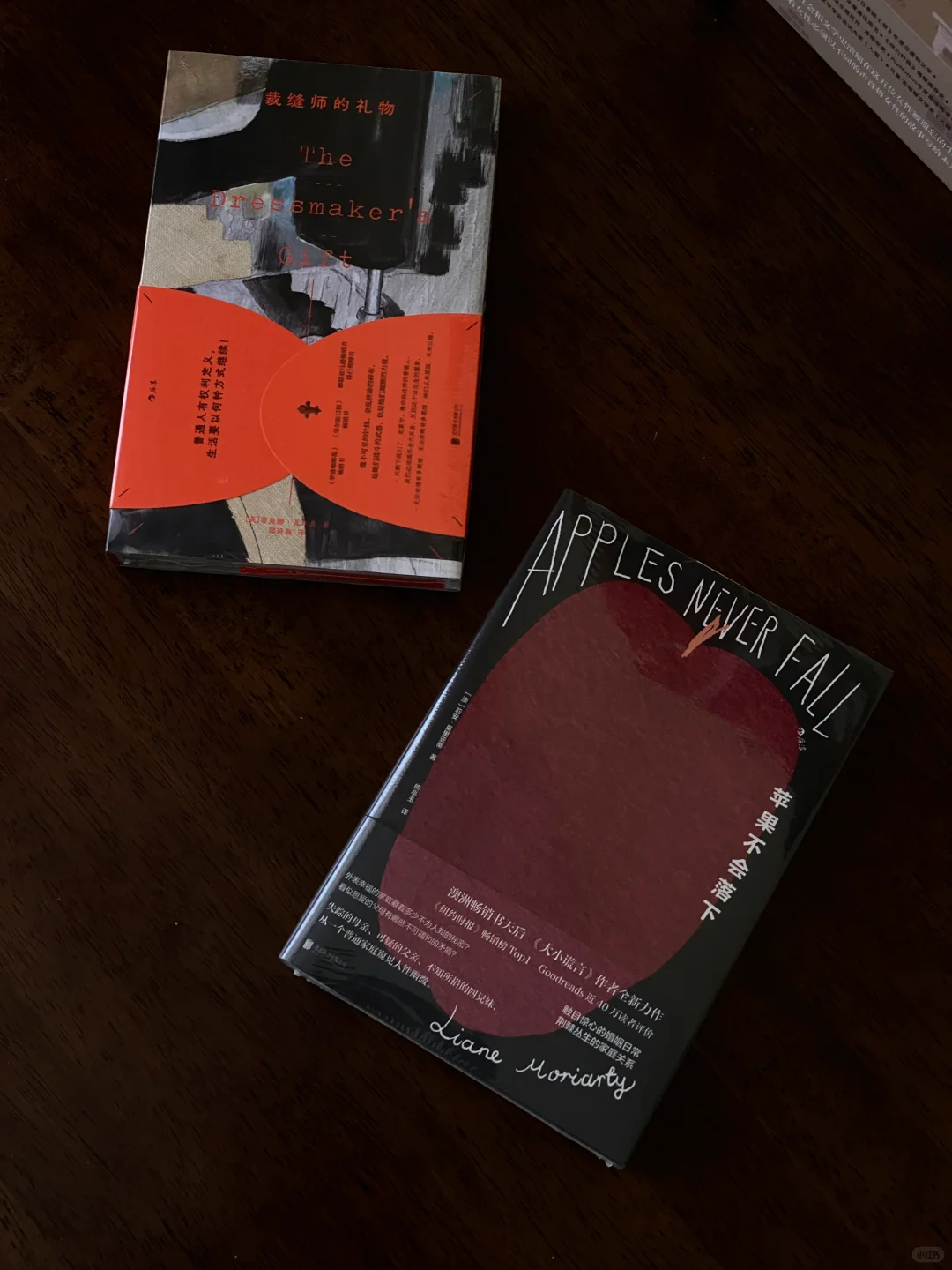 Women 我们的书写盛宴，十二本。📚