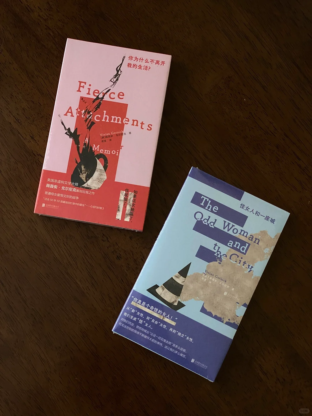 Women 我们的书写盛宴，十二本。📚