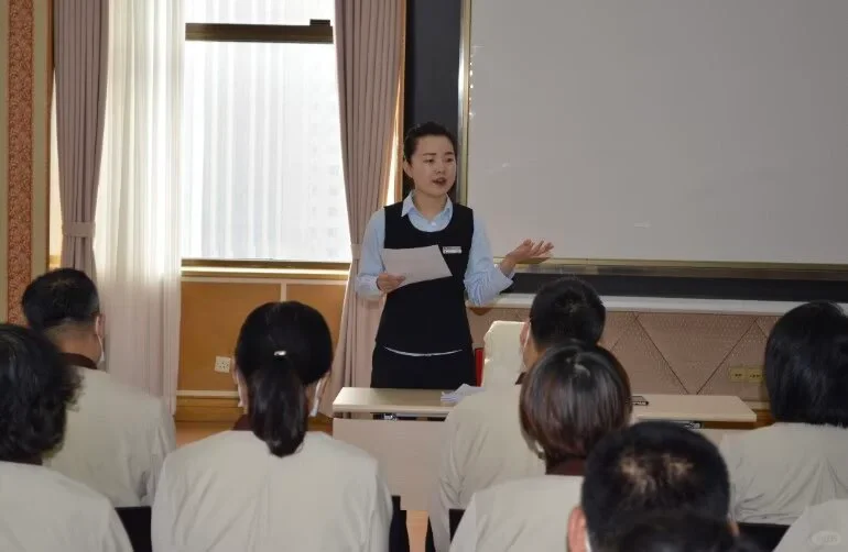 物业经理、项目经理证书已备