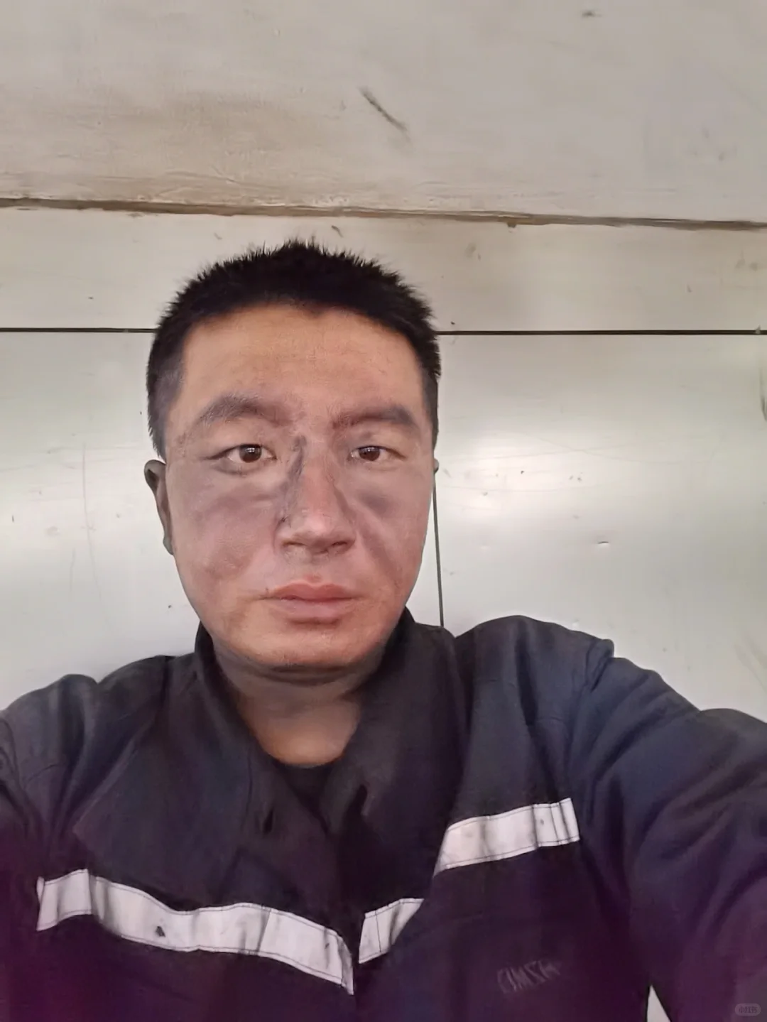 我是一名矿工，今天早班平安出井