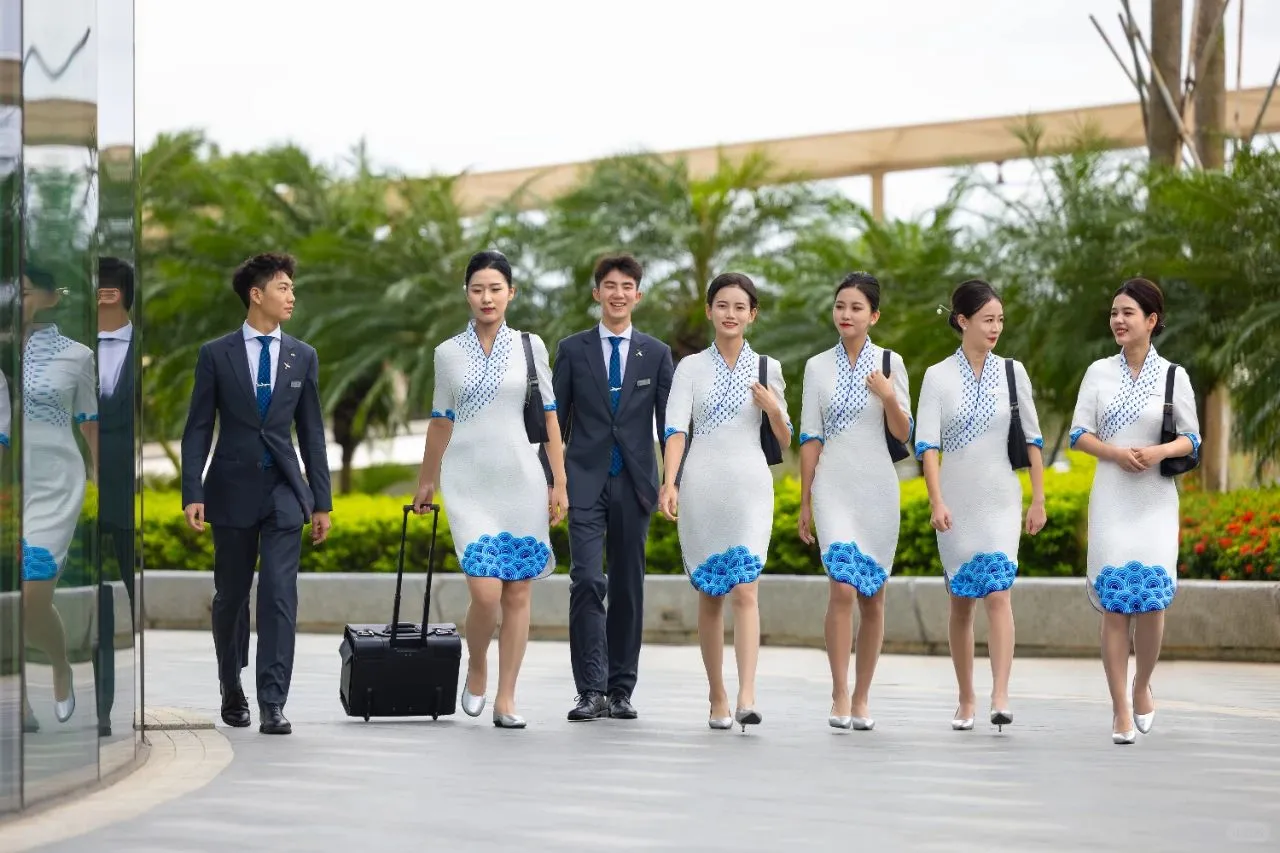 小瑞带你看专业 空中乘务专业