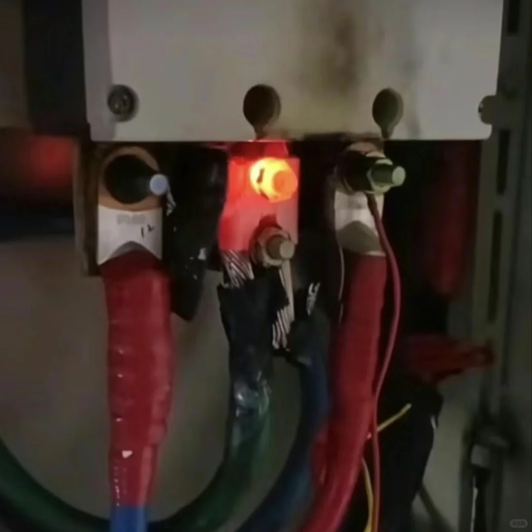 24岁安全员上班第一天，被判48年