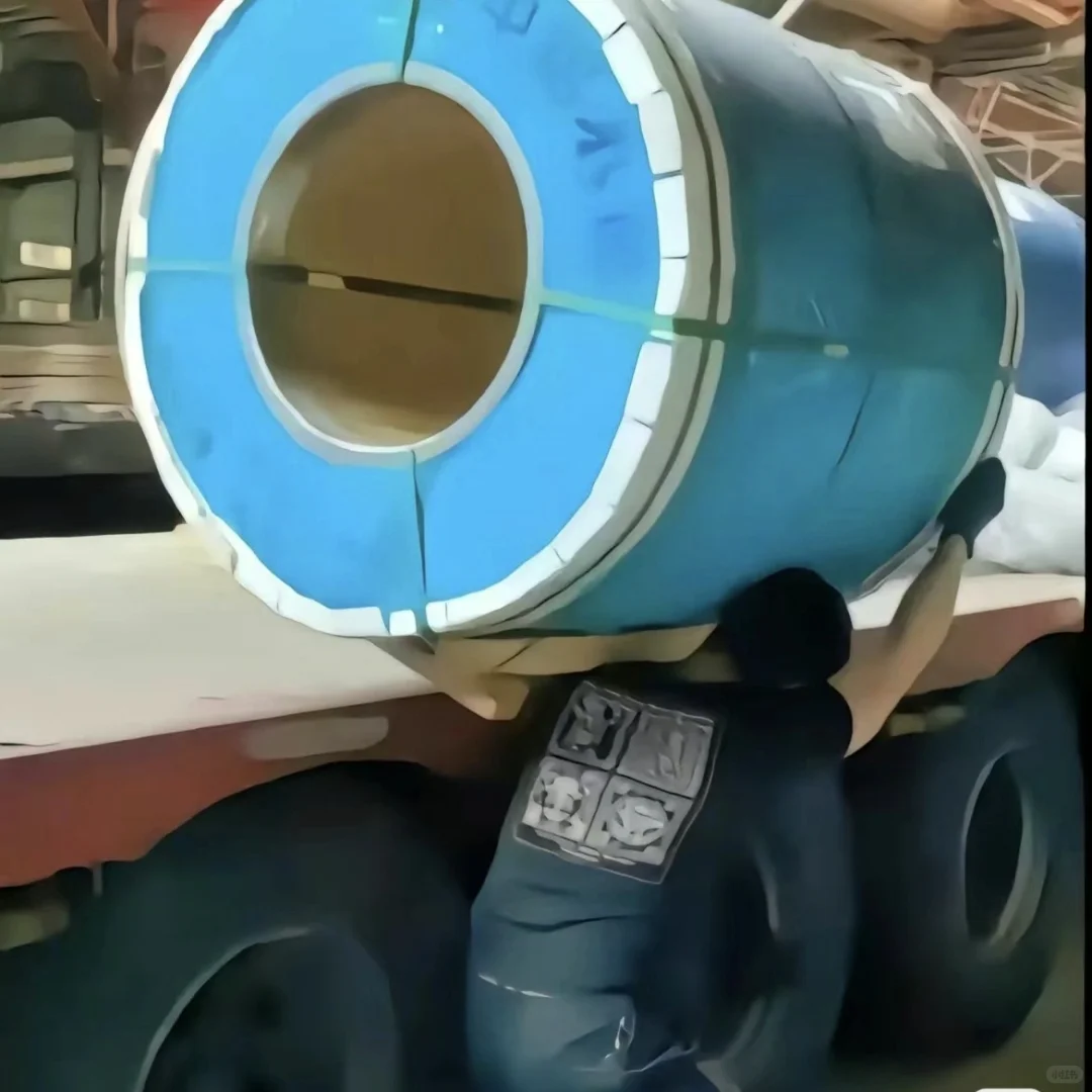 24岁安全员上班第一天，被判48年