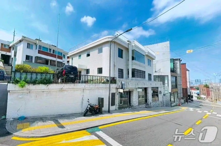 赵寅成梨泰院所置物业 增值约44亿韩元