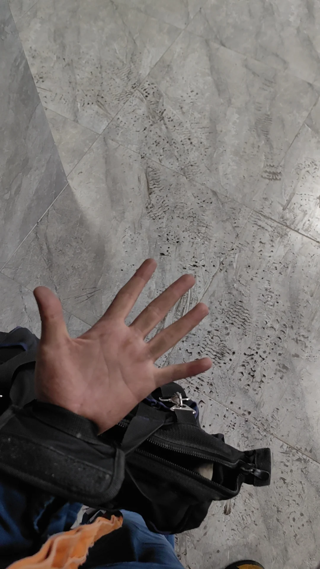 上不完的班，下不完的井