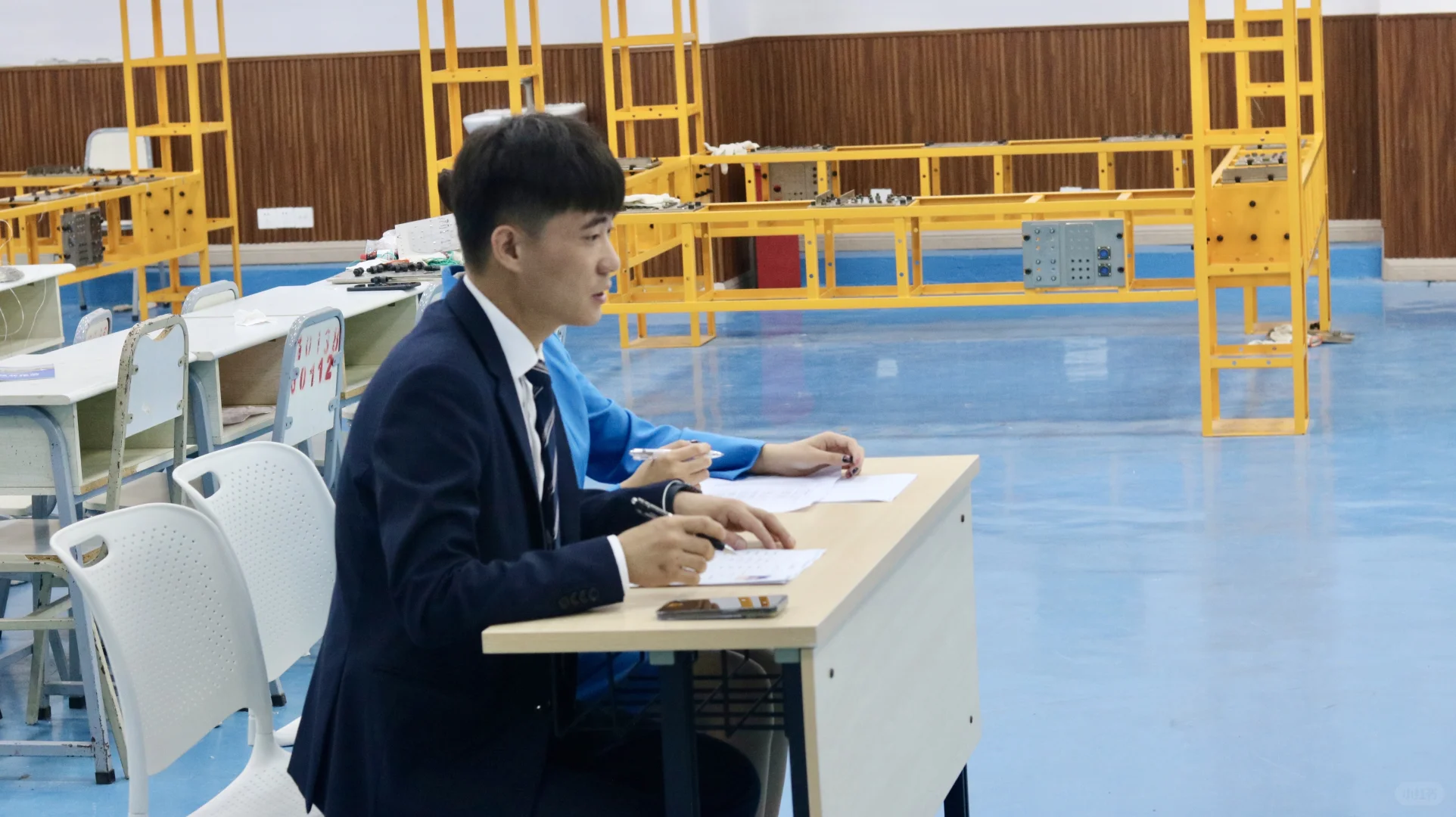 一名民航安检员到职业教育工作着的转变