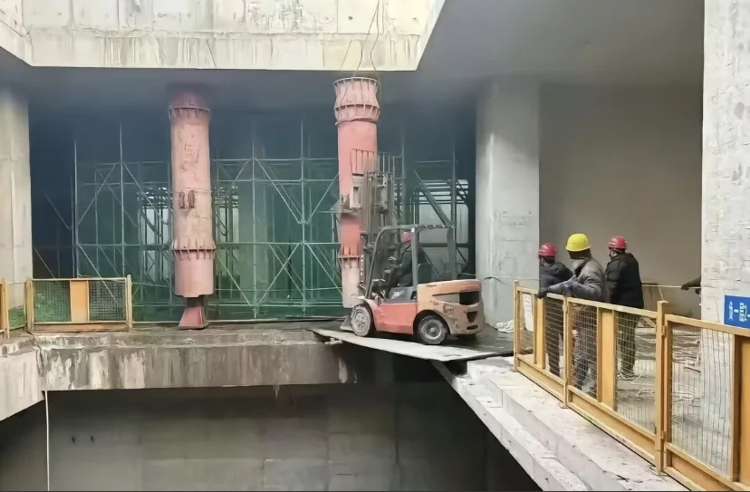 18张工地违章作业照片，安全员看了都腿软