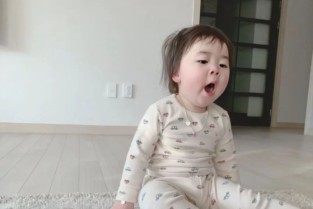温温的横屏壁纸