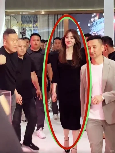 天菩萨，瞬间对漂亮产生了执念。。。