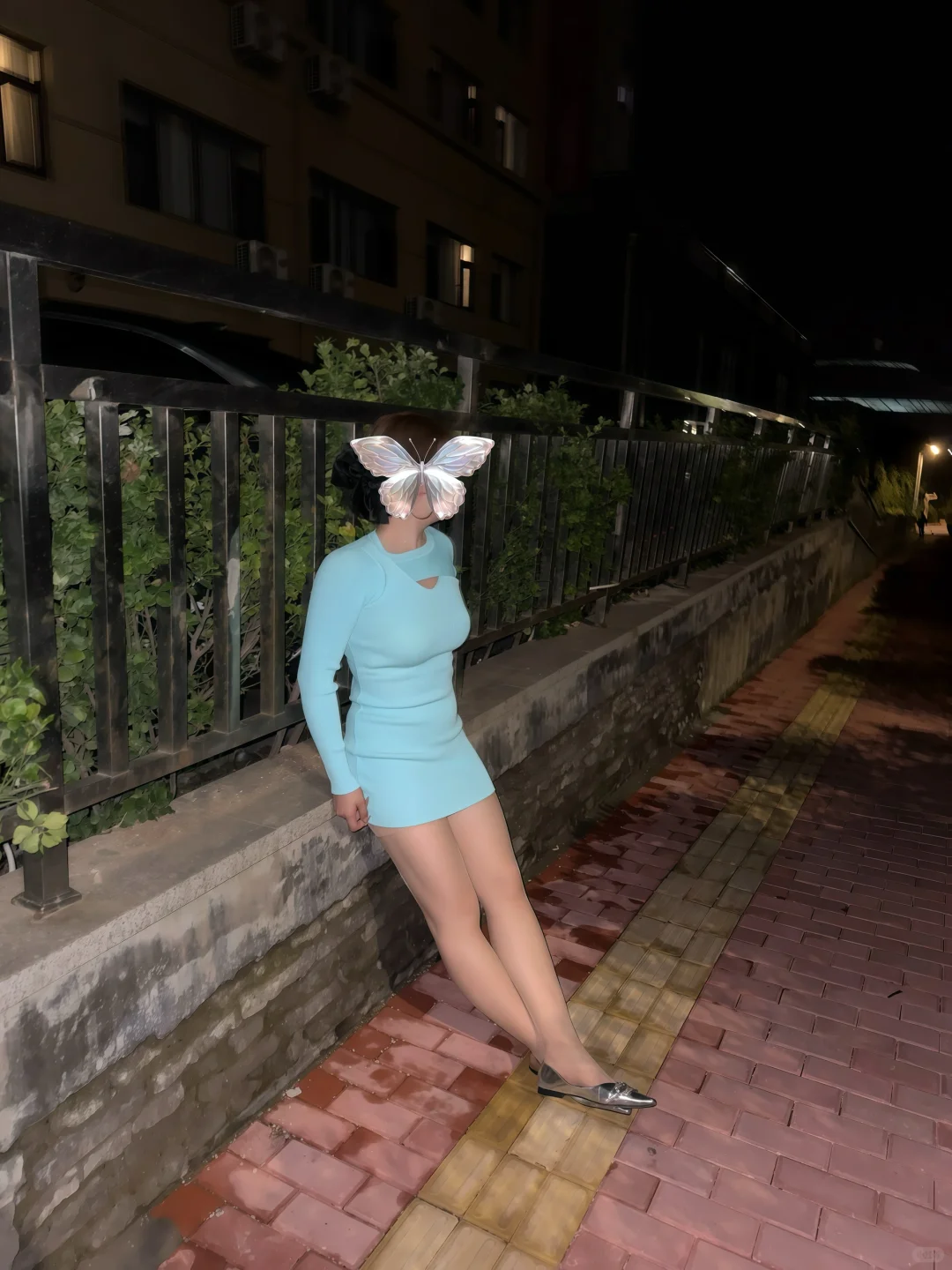 夏夜漫步的清凉感，是这抹雾感蓝给的！✨