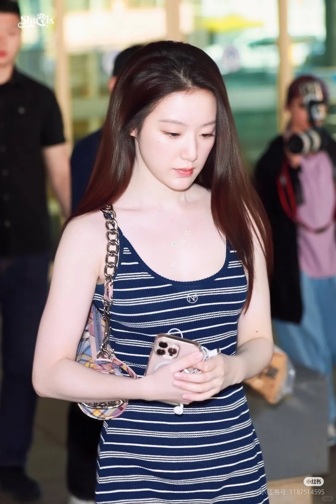 刷刷老婆好美