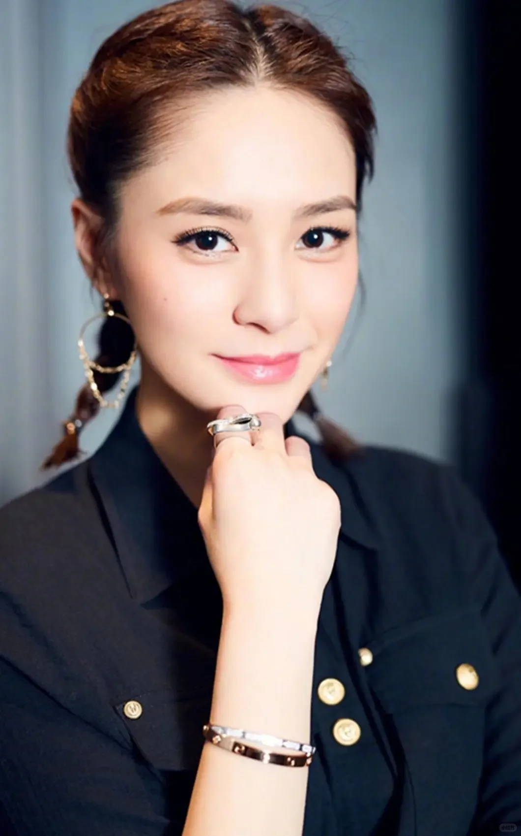 阿娇:玄彩黑丝