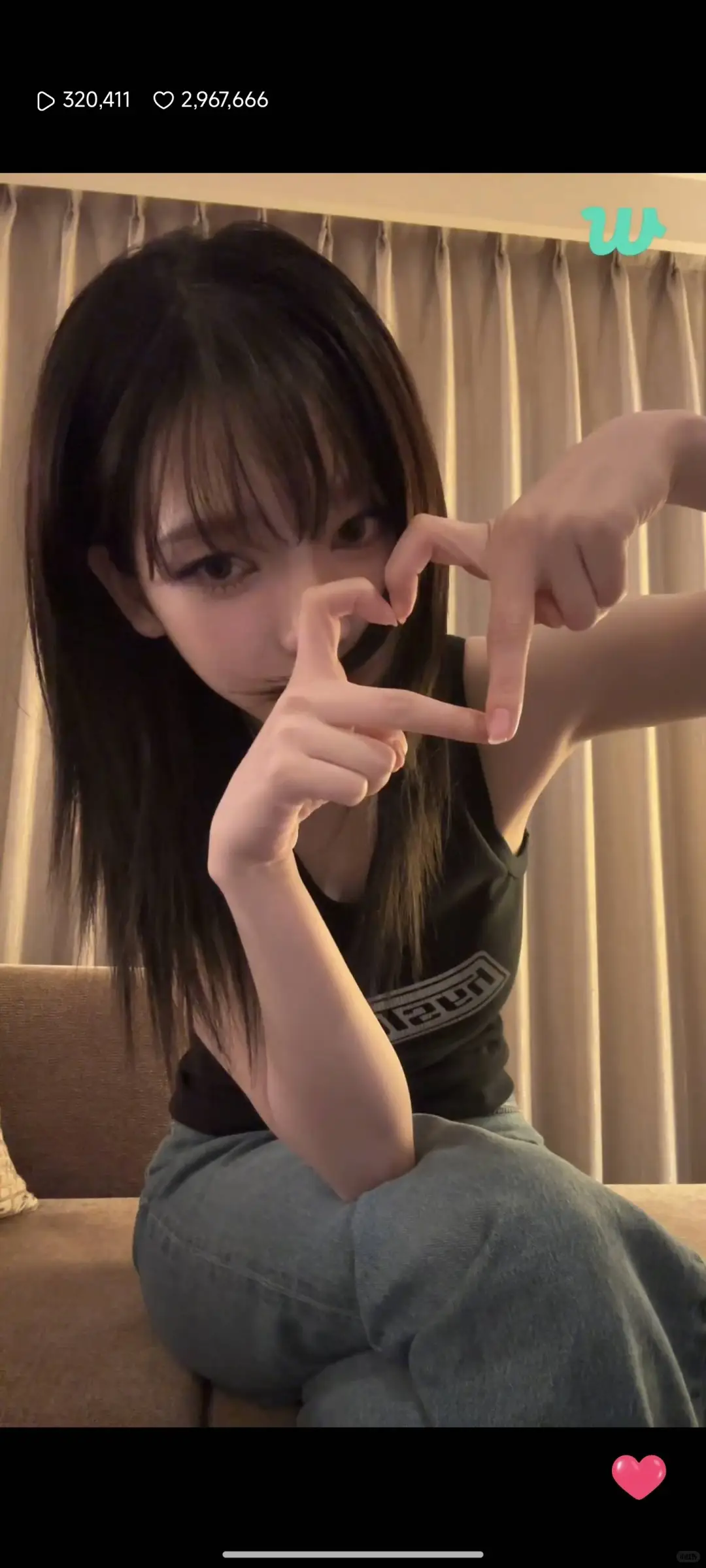 我的天谁去把她抓了。。。